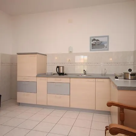 Guest house Apartments And Rooms With Parking Space Vodice - 6260