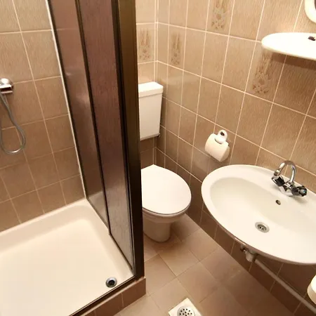 Affittacamere And With Parking Space - 6260 Vodice