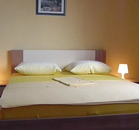 Apartments And Rooms With Parking Space Vodice - 6260 Guest house