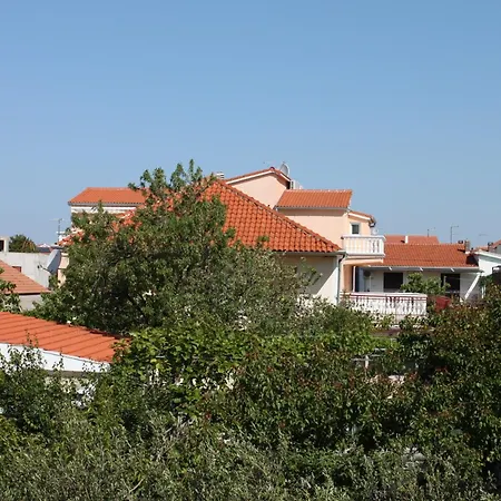 Apartments And Rooms With Parking Space Vodice - 6260 Guest house