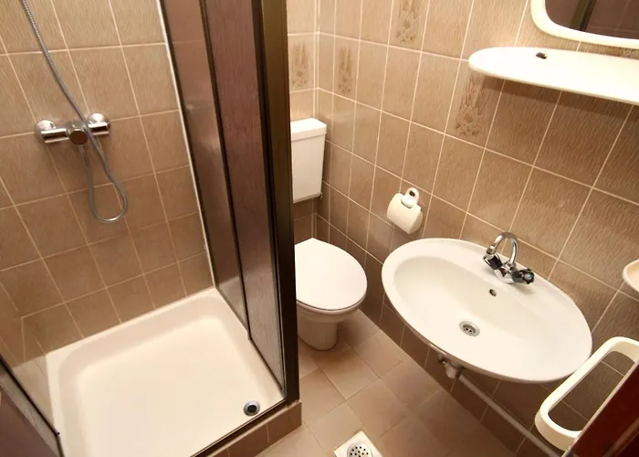 Gasthuis And With Parking Space - 6260 Vodice