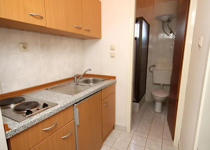 And With Parking Space - 6260