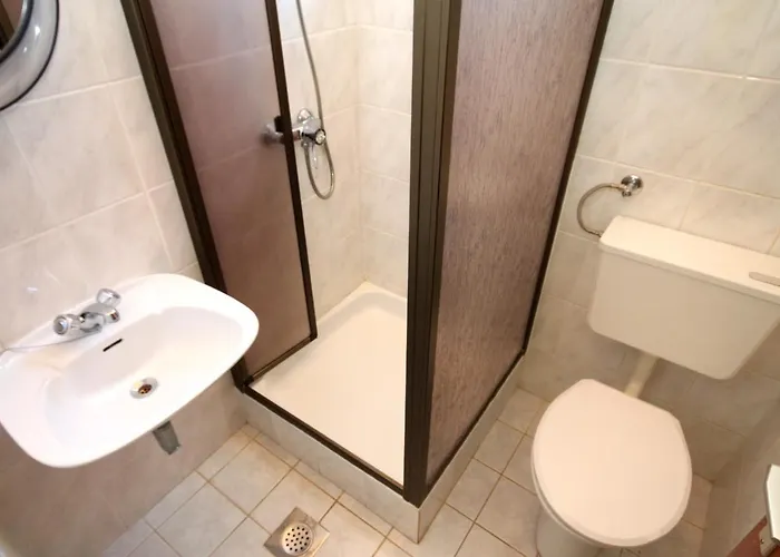 And With Parking Space - 6260 Gasthuis 3*