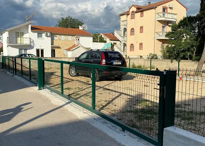 Gasthuis And With Parking Space - 6260